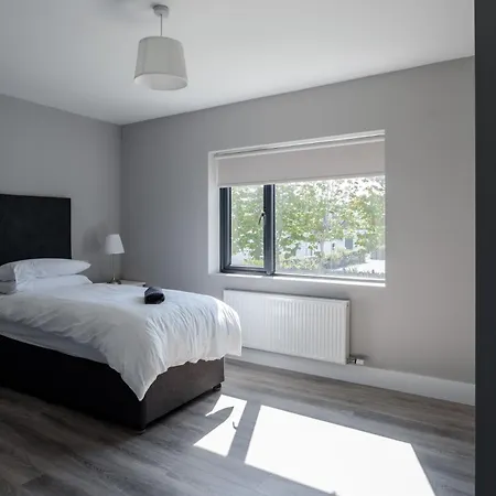 Feriehus Large To Sleep 14 In The Heart Of Village Sneem